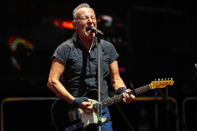 What is Bruce Springsteen Net Worth?