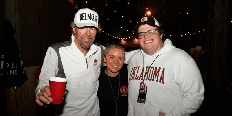 What Does Toby Keith'S Son Do?